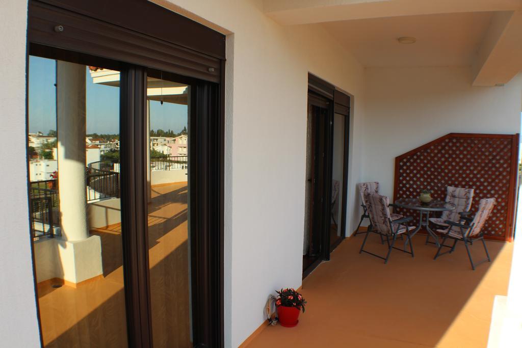Apartments Kan Ulcinj Exterior photo